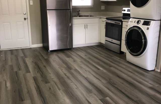 Beautifully Renovated Two Bedroom Apartment located in the Heart of Troy photos photos