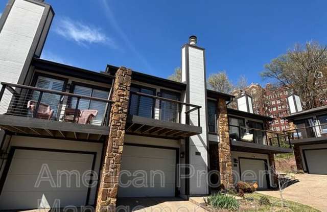 1545 S Riverside Dr W photos photos