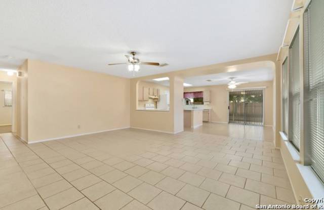 916 ABERCORN Gallery 3