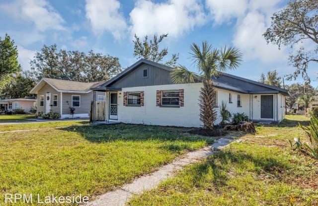 116 Ave B SE - 116 Avenue B Southeast, Winter Haven, FL 33880