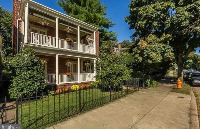 4036 ROLAND Avenue photos photos