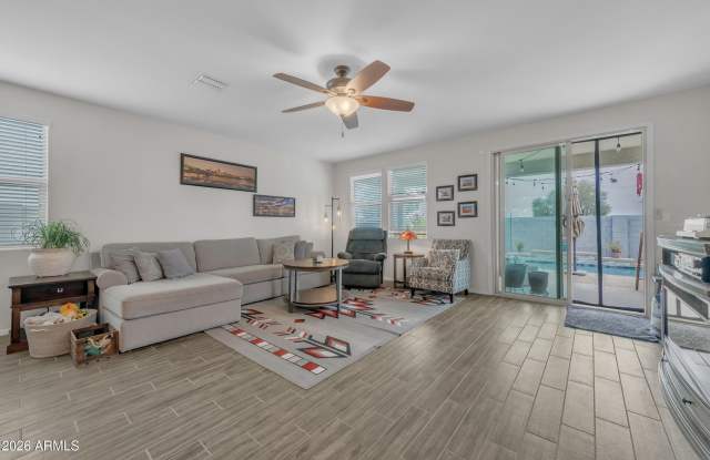 25779 W HAZEL Drive Gallery 2
