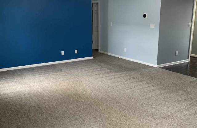 1405 Roundtable Drive Gallery 2