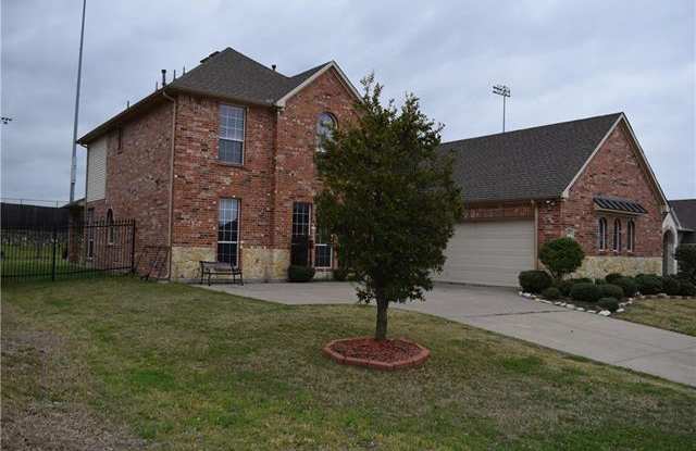 817 Edgewood Drive Gallery 2