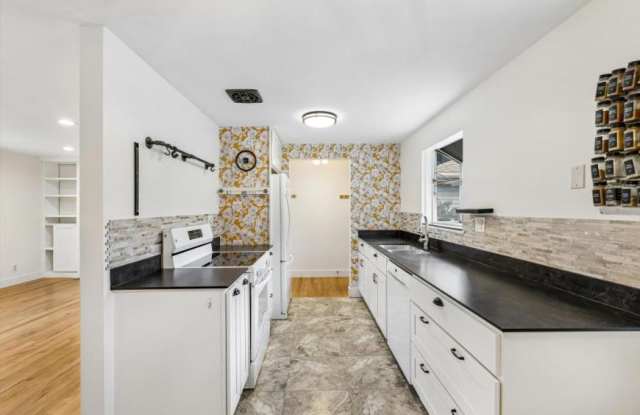 4505 228th Ave. SW Gallery 3