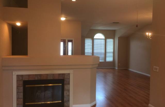 7576 Sylvan Creek Ct Gallery 3