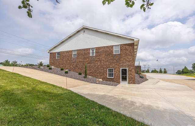 1482 Executive Boulevard photos photos