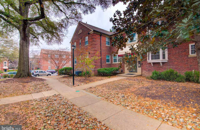 2100 N SCOTT Street unit: 101 photos photos