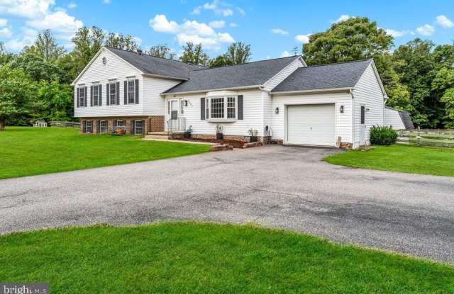 5285 STOWE Lane Gallery 3