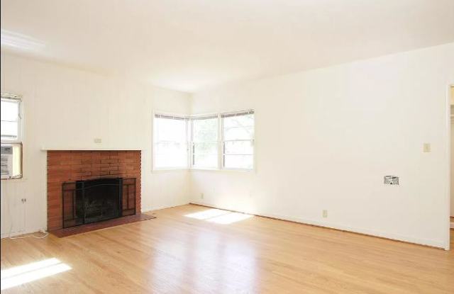 1768 Whitefield Road Gallery 2