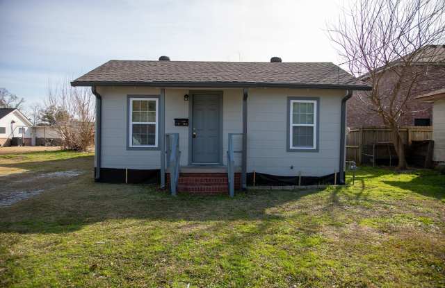 1206 18th St photos photos