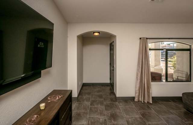 3570 Stanford Dr Gallery 4