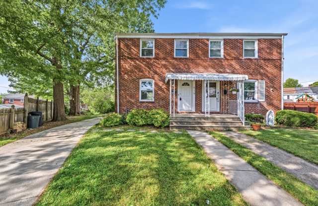 MOVE IN READY!! Freshly Updated 3-Bedroom Home for Rent Gallery 3