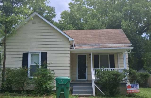 MOVE IN APRIL WITH SPRING IN THE AIR!!! photos photos