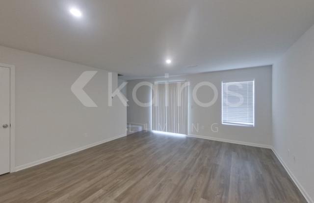 371 Ironwood Court Gallery 3