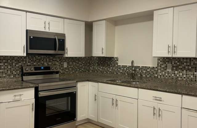 485 NW 25th Ct photos photos