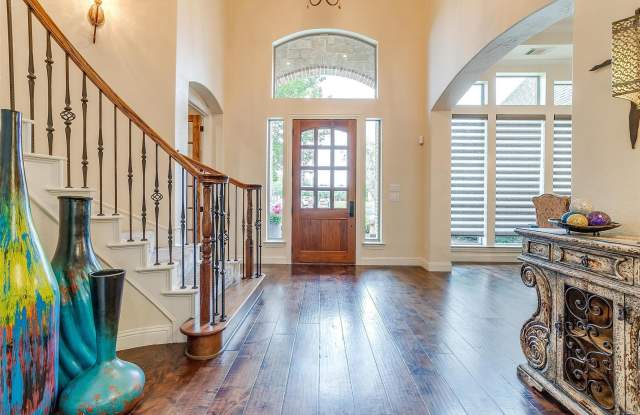 203 Augusta Court Gallery 4