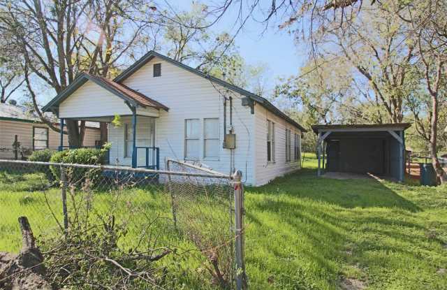 1307 Joslin Street Gallery 1