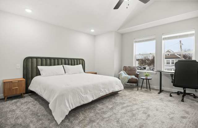 2273 E 100th St photos photos