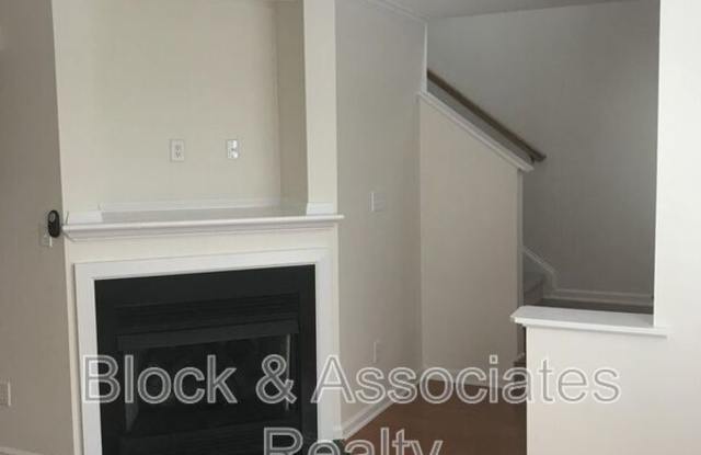 9807 Castain Drive Gallery 3