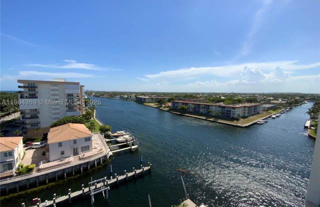 1160 Hillsboro Mile Gallery 2
