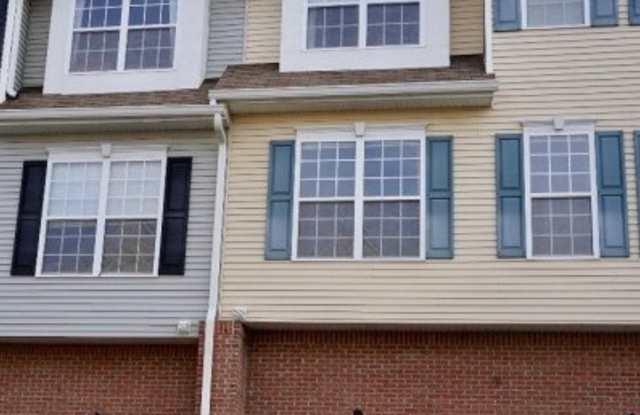 117 Conover Ter Gallery 2