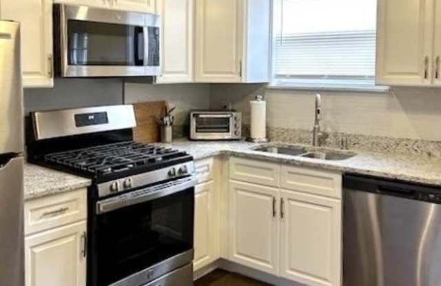 846 SEARS Street photos photos