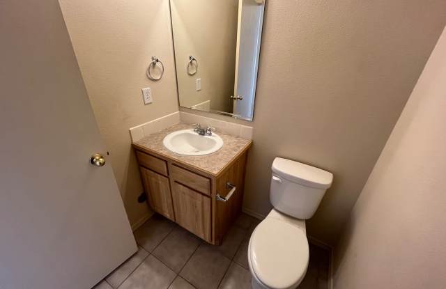 12873 Alicia St. Gallery 4