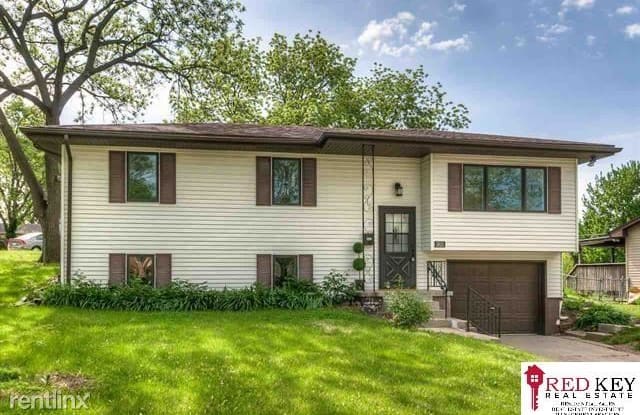 5823 S 91st St - 5823 South 91st Street, Omaha, NE 68127