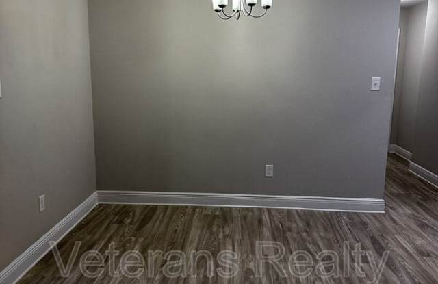 14073 Fox Hill Dr Gallery 4