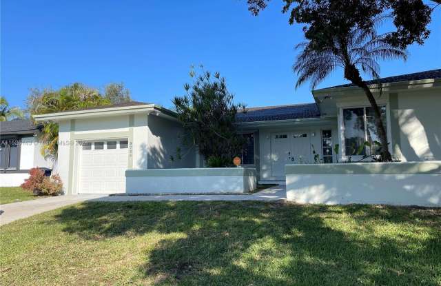 9725 SW 215th Ln Gallery 2