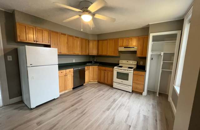 Modern 3-Bedroom Apartment in the Heart of Conshohocken | $2,400/Month photos photos