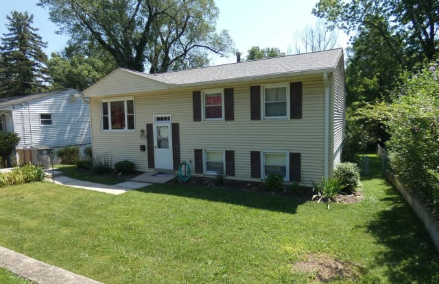 615 DENHAM ROAD - 615 Denham Road, Rockville, MD 20851