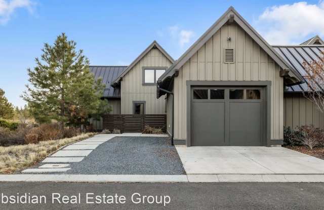 19379 Blue Bucket Ln - 19379 Blue Bucket Lane, Tetherow, OR 97702