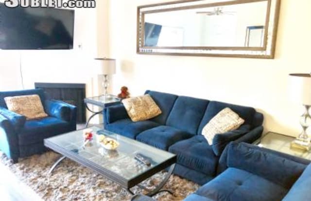 1231 Las Palmas Ave - 1231 Las Palmas Avenue, Los Angeles, CA 90038
