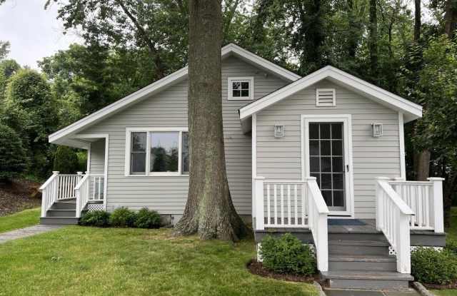 693 Boston Post Road unit: A photos photos