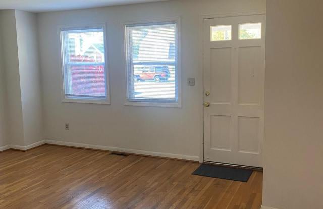 1605 LYNCH ROAD Gallery 2