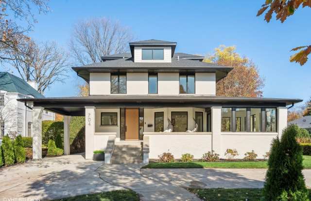 704 Sheridan Road - 704 Sheridan Road, Wilmette, IL 60091
