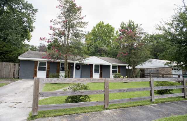 109 Walnut St. photos photos