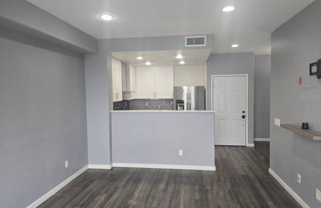 Large 2 Bed 2 Bath Condo in Chula Vista photos photos