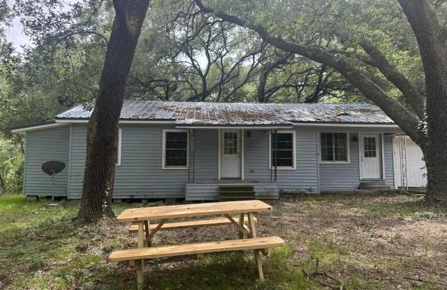7148 Tx-75 - 7148 Texas 75, Huntsville, TX 77340