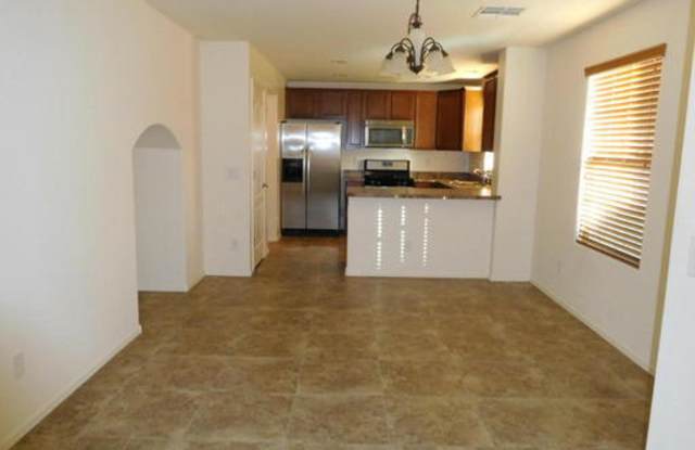 2224 S BUCKAROO Trail Gallery 3