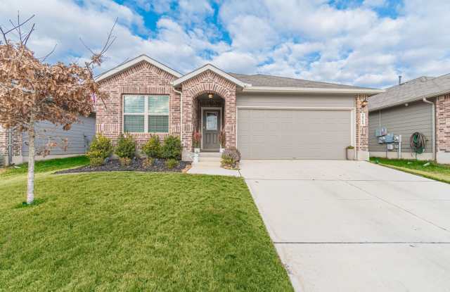 2569 McCrae photos photos