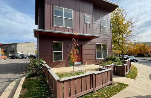 Adorable 2B/1B North Boulder Home Gallery 3