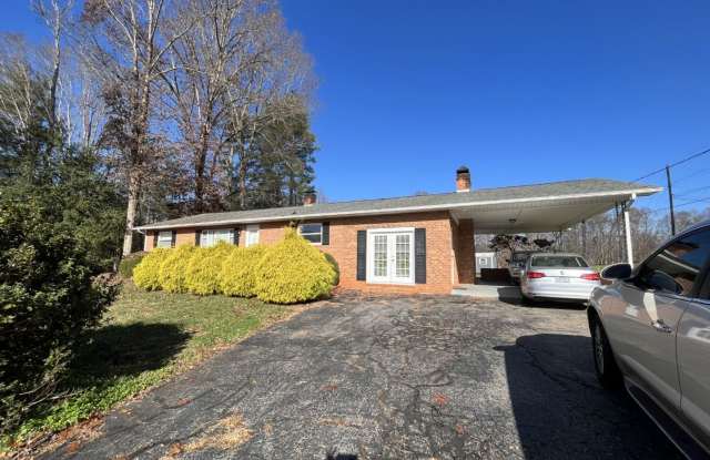 3 bed 1 bath Brick Racher photos photos