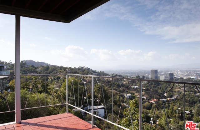 7171 PACIFIC VIEW Drive Gallery 3