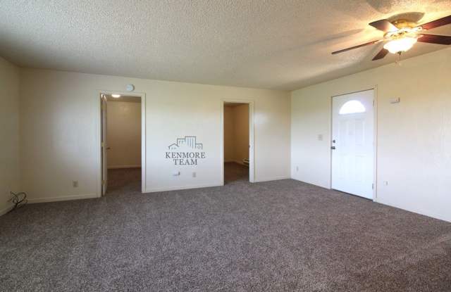 2 Bedroom, 1 Bath Home in North Pasco Gallery 4