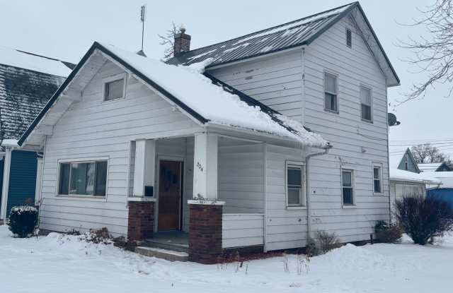 Check Out This 3-Bed Home in Bluffton! photos photos