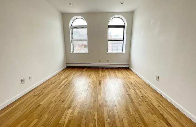 129 Carlton Avenue Gallery 4