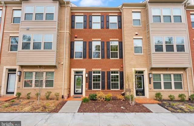 3722 MCLEAN AVENUE photos photos